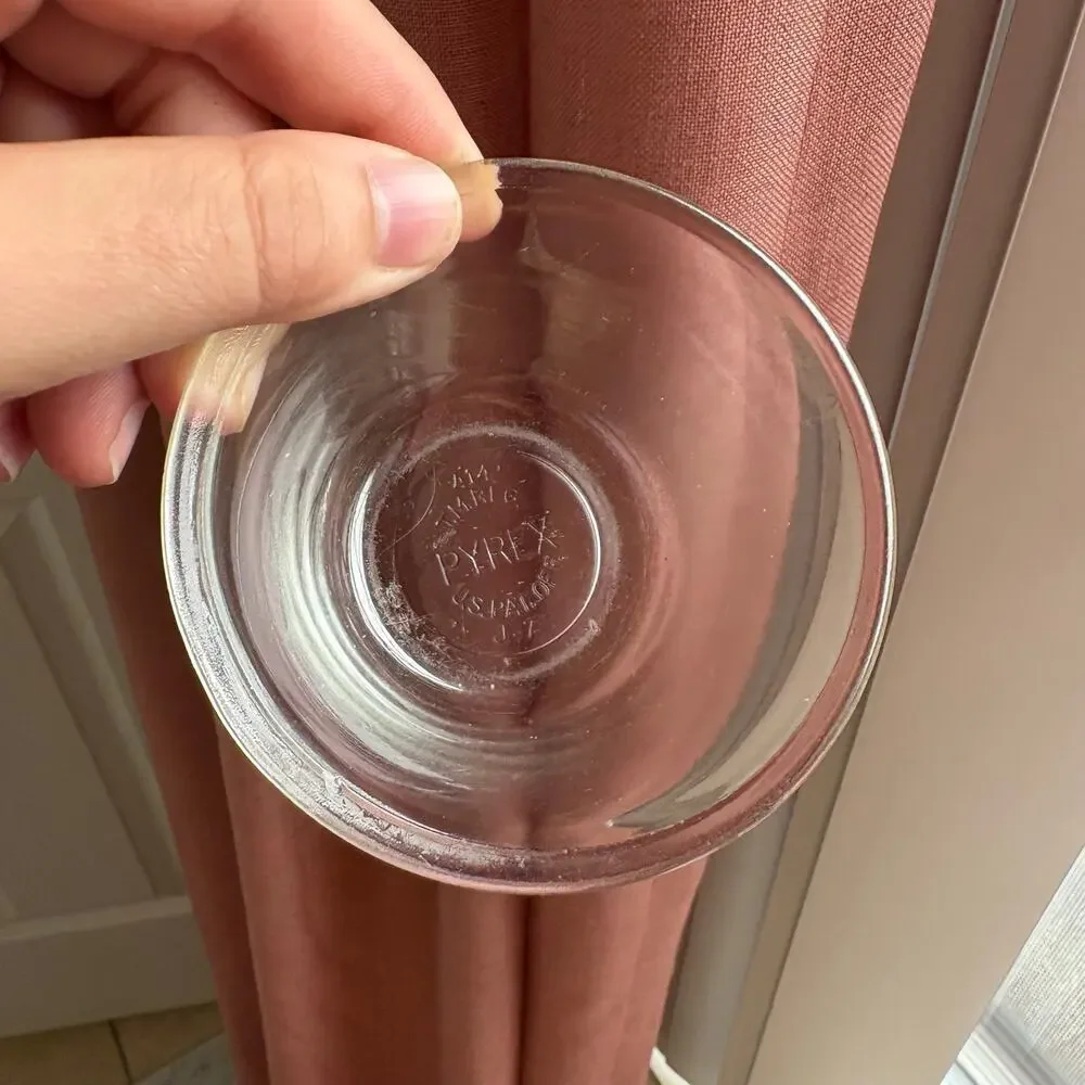 Vintage Pyrex custard cup, specifically model #414 // 4 oz